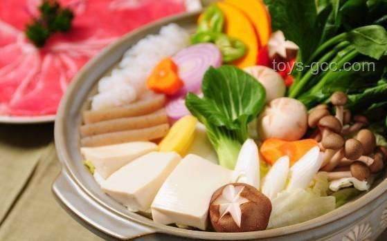 天生自带鲜味的食材大比拼：海鲜、菌菇、肉类与蔬菜的鲜美对决